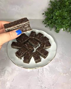 طرز تهیه شیرینی میکادو کاکائویی