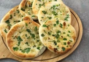 طرز تهیه نان سیر با خمیر بدون فر