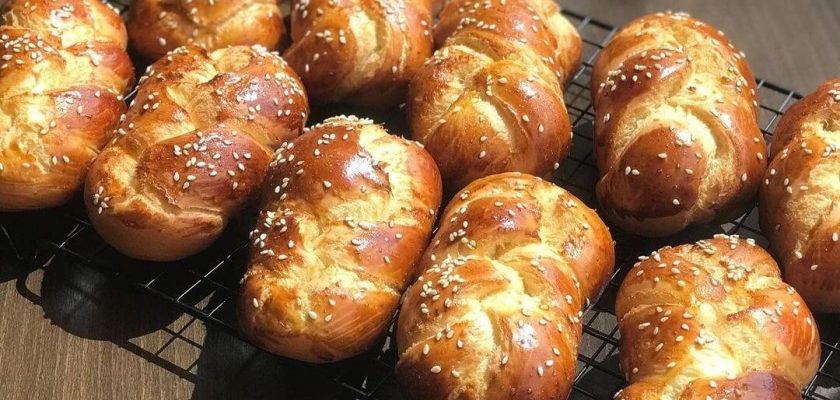طرز تهیه نان هالا خوشمزه مرحله به مرحله
