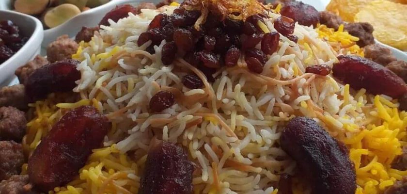 طرز تهیه رشته پلو با گوشت قلقلی و خرما و کشمش