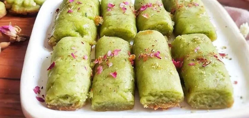 طرز تهیه شیرینی با اسفناج
