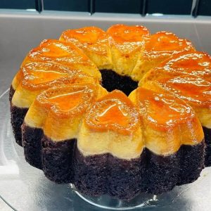 طرز تهیه کیک کرم کارامل شکلاتی ترکیه ای