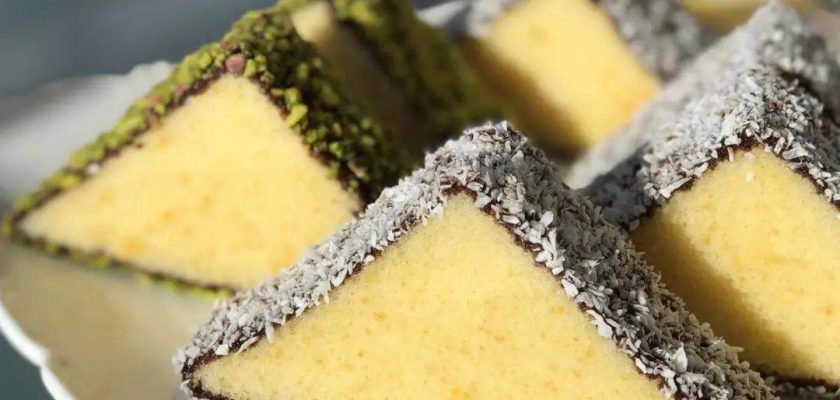 طرز تهیه کیک مثلثی ساده