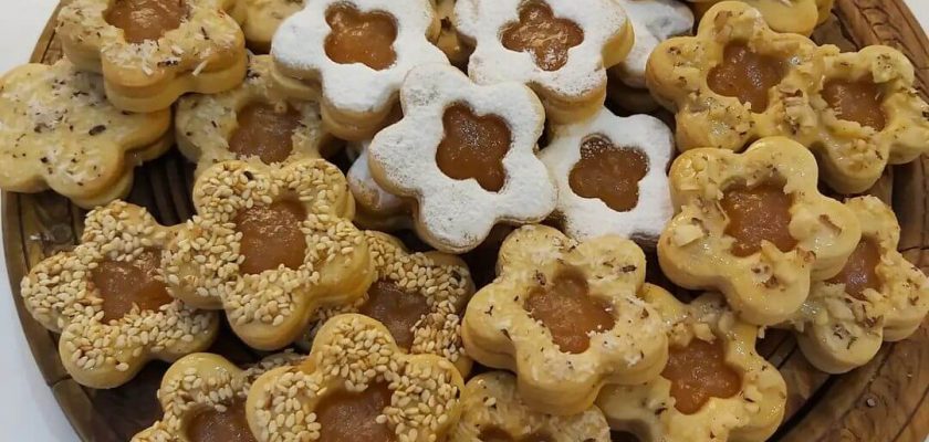 طرز تهیه شیرینی مربایی با روغن جامد با پیمانه لیوان