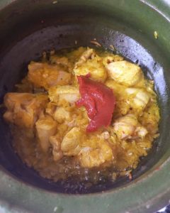 طرز تهیه خورشت گوجه سبز با نعنا و جعفری