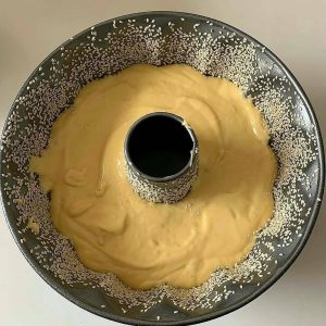 طرز تهیه کیک کنجدی با پیمانه لیوان