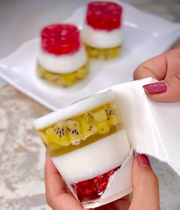 طرز تهیه ژله با لیوان کاغذی یک بار مصرف، تک نفره و شیک