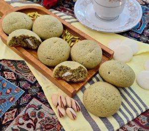 طرز تهیه کلوچه پسته ای