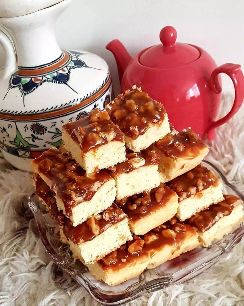 طرز تهیه اسلایس کارامل و گردو خوشمزه و مجلسی