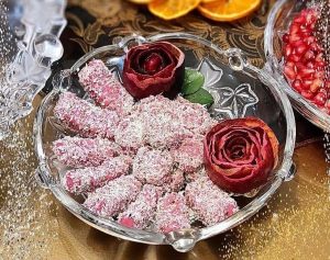 طرز تهیه دسر برفی ویژه شب یلدا