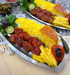 طرز تهیه جوجه کباب با سس زرشک